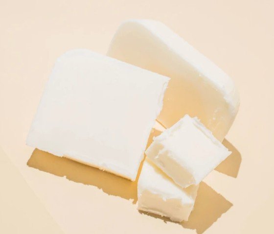 NEW! Coconut & Apricot Wax - Pour & Penchant