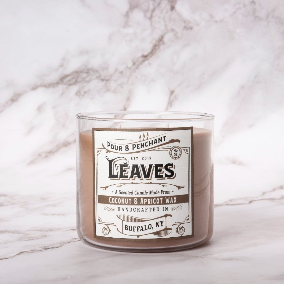Pour & Penchant 16.5 oz Scented Candle - LEAVES no.05 - Cinnamon Leaf, Harvest Apple & Guaiacwood