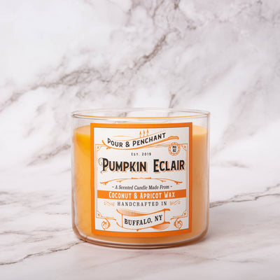 Pour & Penchant 10 oz Scented Candle - PUMPKIN ÉCLAIR no.82 - Pumpkin, Gram Cracker, Cinnamon